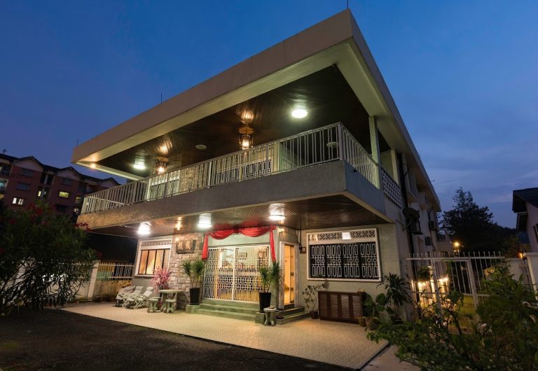 28944769 10156029390723503 1476731093 o 768x530