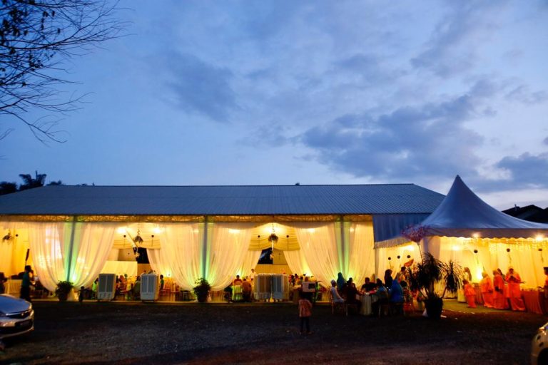 laman bahagia 768x512